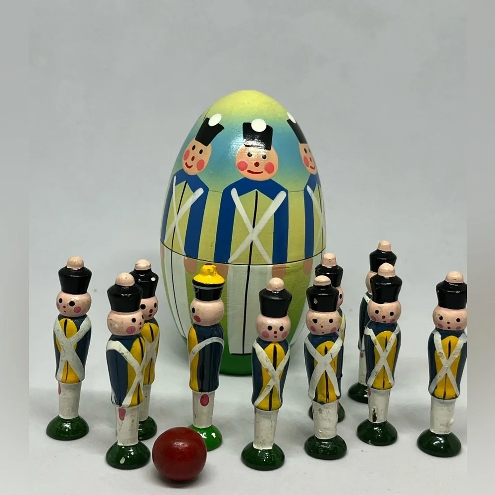 VINTAGE POLISH NESTING, Colorful Wooden NUTCRACKER Soldier GAME Egg Set